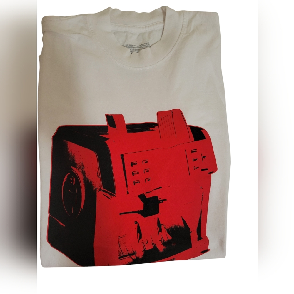 NWT The Marathon Clothing Mens Graphic Design White Short Sleeve Small T…